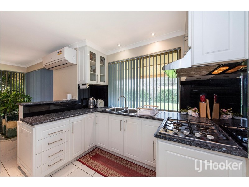 15 Windermere Way, Greenfields WA 6210