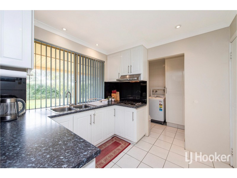 15 Windermere Way, Greenfields WA 6210