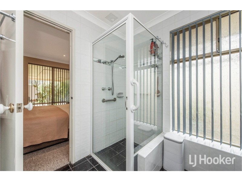 15 Windermere Way, Greenfields WA 6210