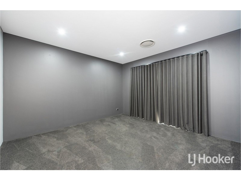 22 Cingalee Drive, Madora Bay WA 6210