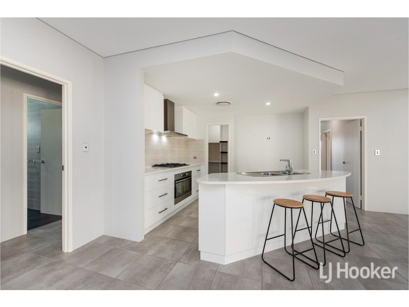 22 Cingalee Drive, Madora Bay WA 6210