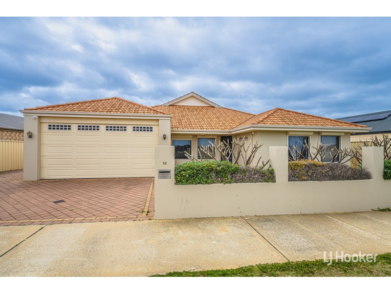 16 Badgerup Avenue, Lakelands WA 6180
