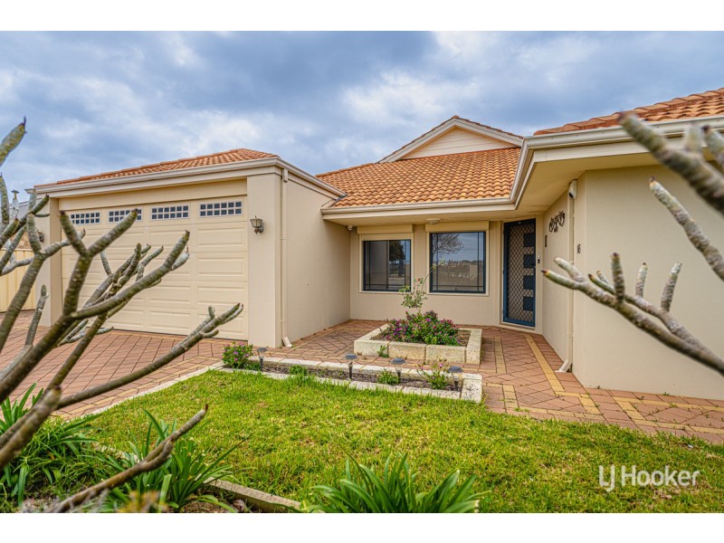 16 Badgerup Avenue, Lakelands WA 6180