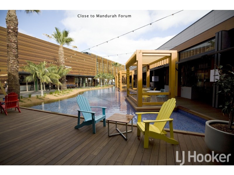 104 Lakewood Parkway, Coodanup WA 6210