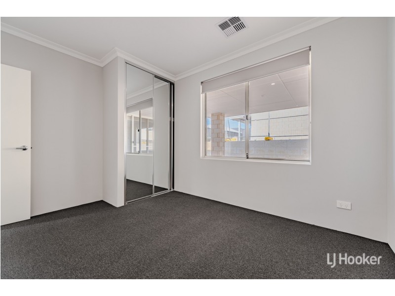 24 Lauderdale Road, Madora Bay WA 6210