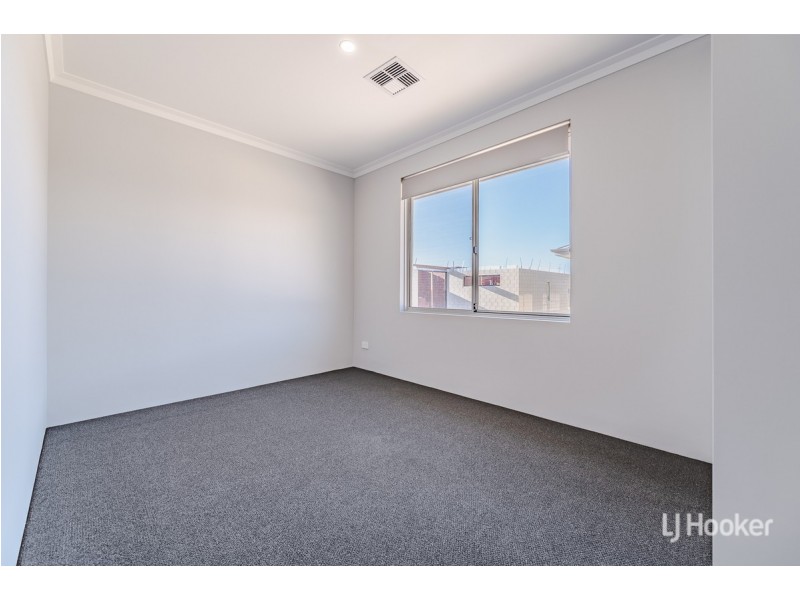 24 Lauderdale Road, Madora Bay WA 6210