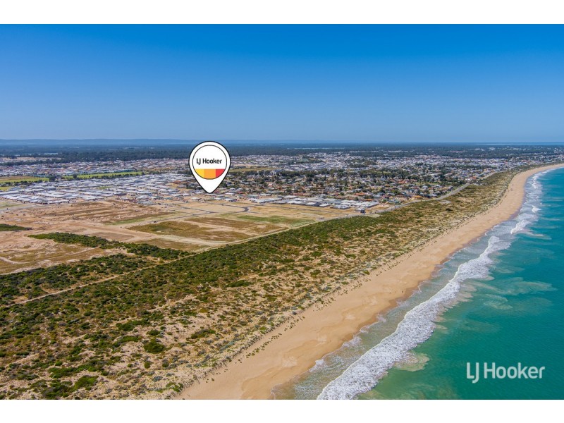 14 Lauderdale Road, Madora Bay WA 6210