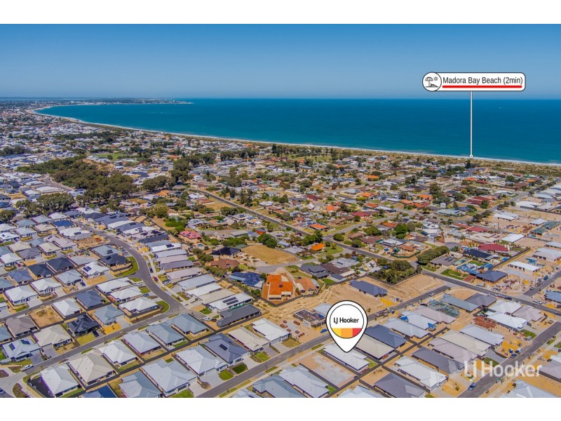 14 Lauderdale Road, Madora Bay WA 6210