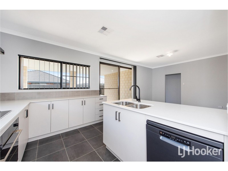 137 Jolly Rambler Boulevard, Ravenswood WA 6208