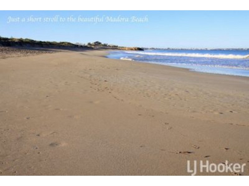 29 Angalore Road, Madora Bay WA 6210