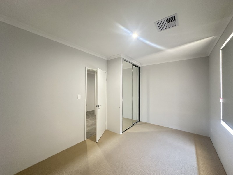 29 Angalore Road, Madora Bay WA 6210