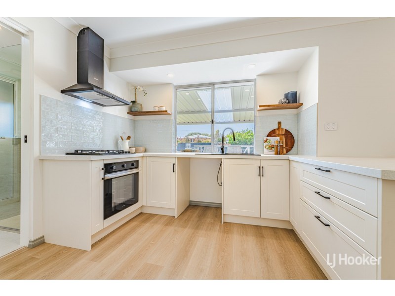 13 Baudin Way, Singleton WA 6175