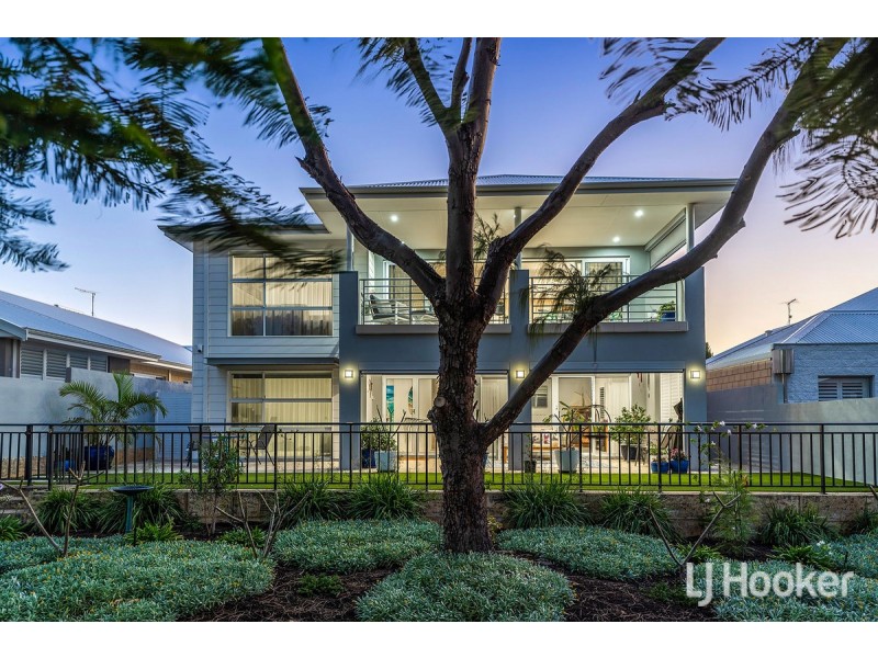 6 Pelsaert Lane, Wannanup WA 6210
