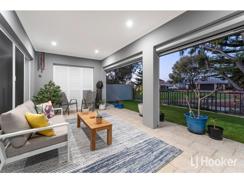 6 Pelsaert Lane, Wannanup WA 6210