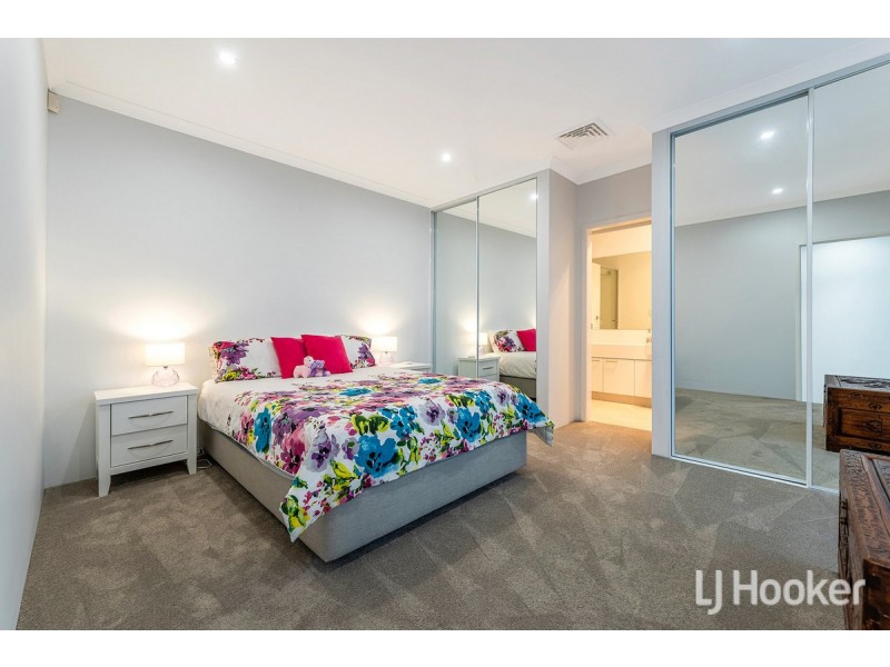 6 Pelsaert Lane, Wannanup WA 6210
