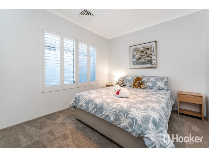 6 Pelsaert Lane, Wannanup WA 6210