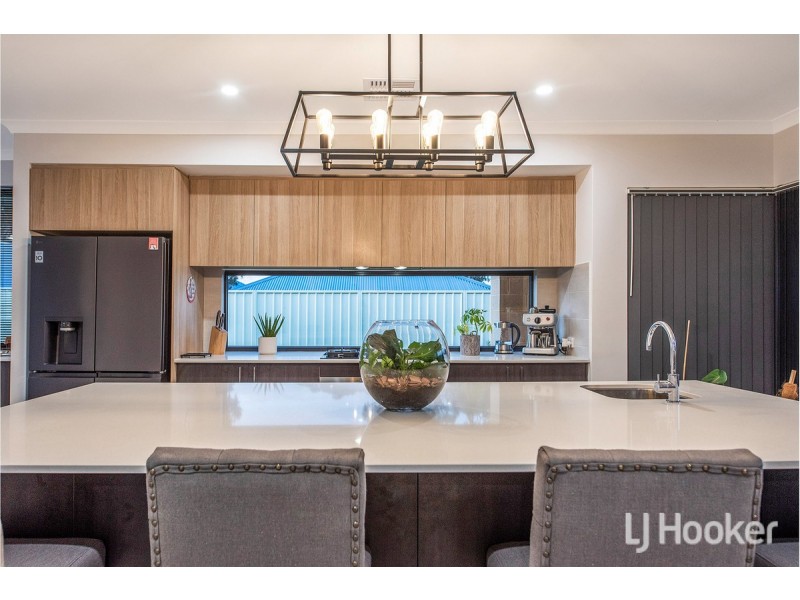 25 Abington Parade, Madora Bay WA 6210