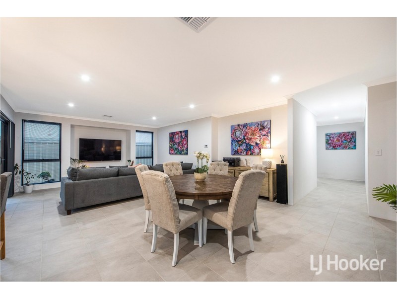 25 Abington Parade, Madora Bay WA 6210