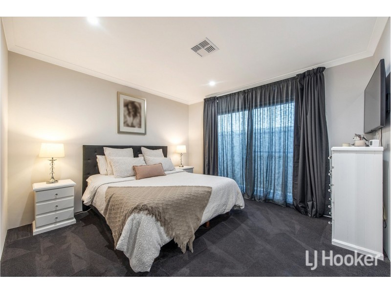 25 Abington Parade, Madora Bay WA 6210