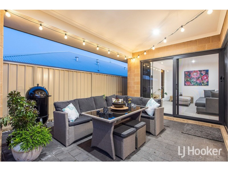 25 Abington Parade, Madora Bay WA 6210