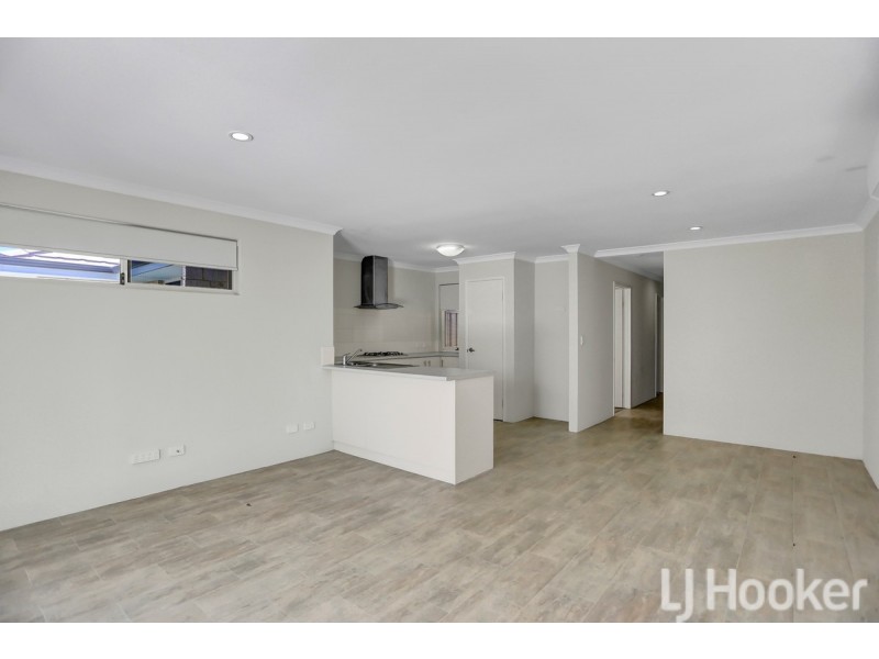 35 Adelong Avenue, Golden Bay WA 6174