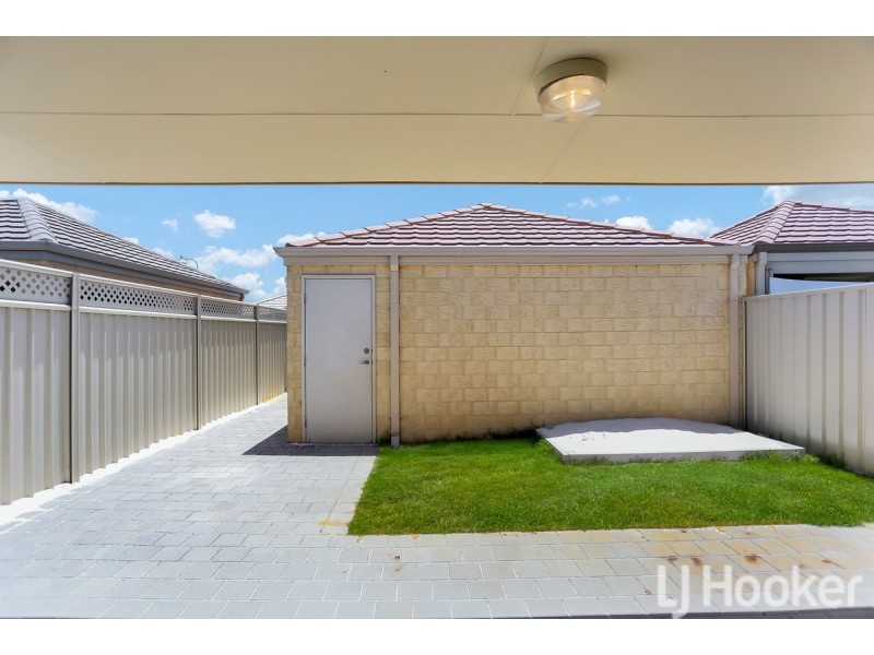 35 Adelong Avenue, Golden Bay WA 6174