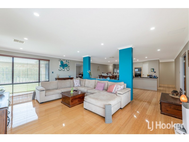 36 Tranquility Way, Halls Head WA 6210