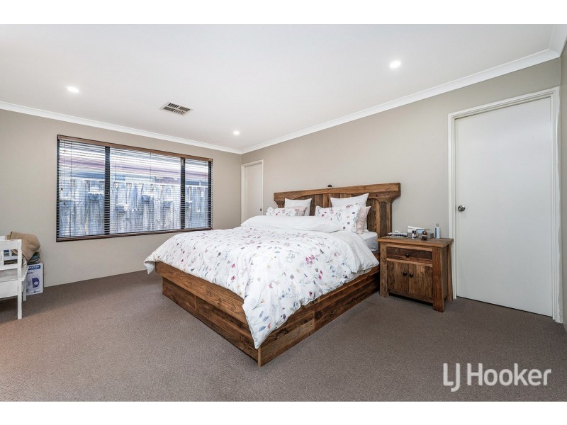 36 Tranquility Way, Halls Head WA 6210