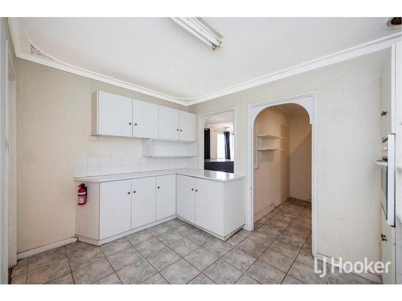 2 Kirkham Street, Pinjarra WA 6208