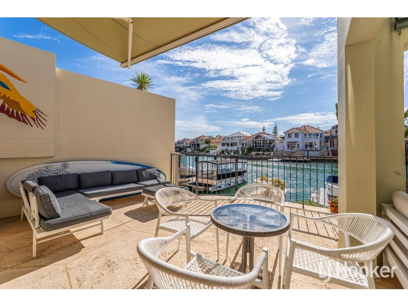 31/18 Port Quays, Wannanup WA 6210