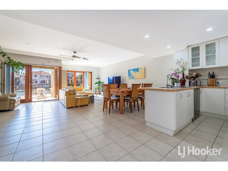 31/18 Port Quays, Wannanup WA 6210