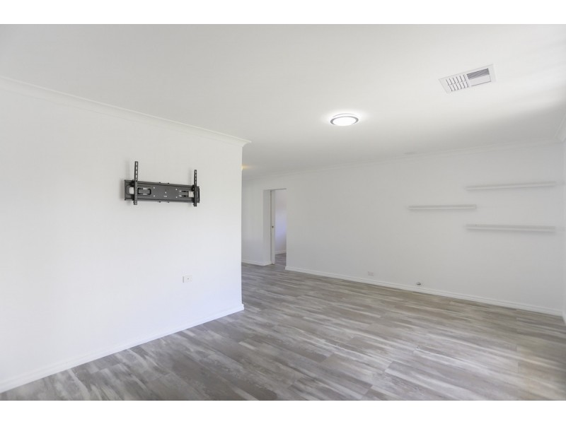 6 Stainer Avenue, Rockingham WA 6168