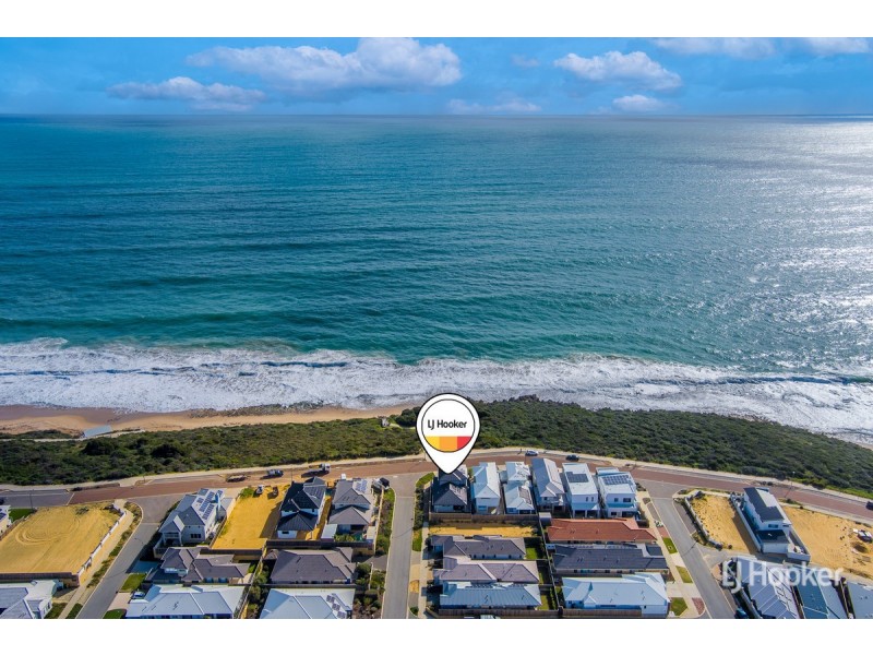 34 Acerosa Boulevard, Halls Head WA 6210