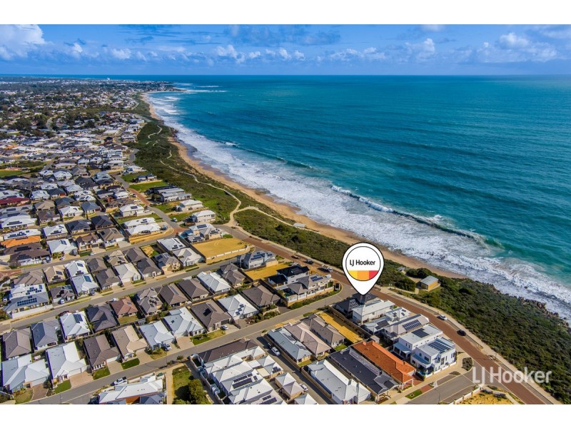 34 Acerosa Boulevard, Halls Head WA 6210