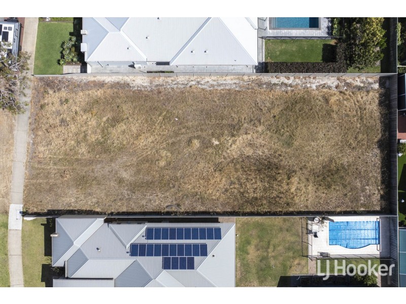 70 Silverton Crescent, Erskine WA 6210