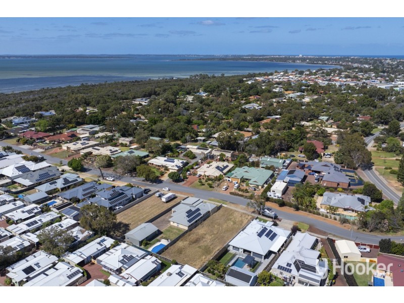 70 Silverton Crescent, Erskine WA 6210