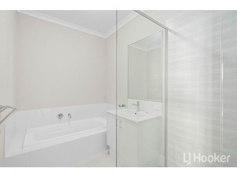 41A Persimmon Crescent, Karnup WA 6176