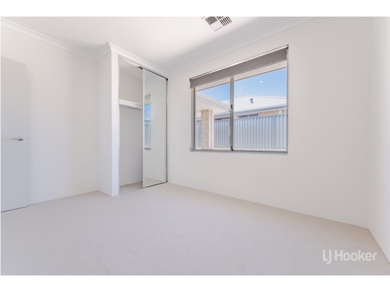 19 Westport Street, Madora Bay WA 6210