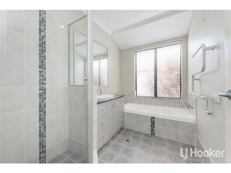 74A Leslie Street, Dudley Park WA 6210