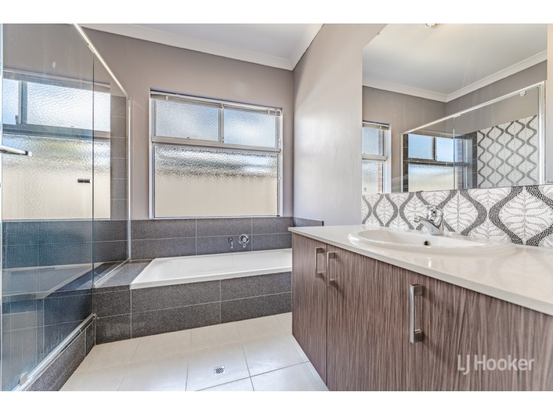 7 Fallow Street, Karnup WA 6176