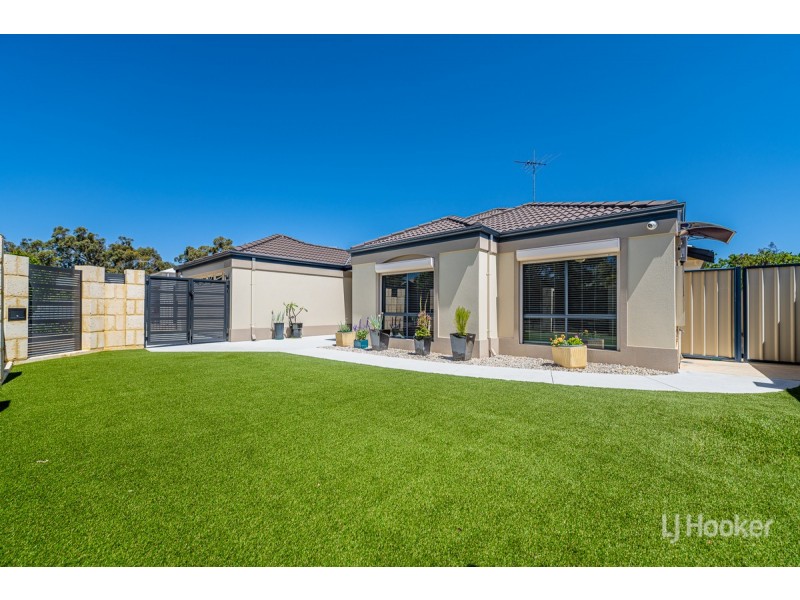 73 Bellavista Parade, Meadow Springs WA 6210
