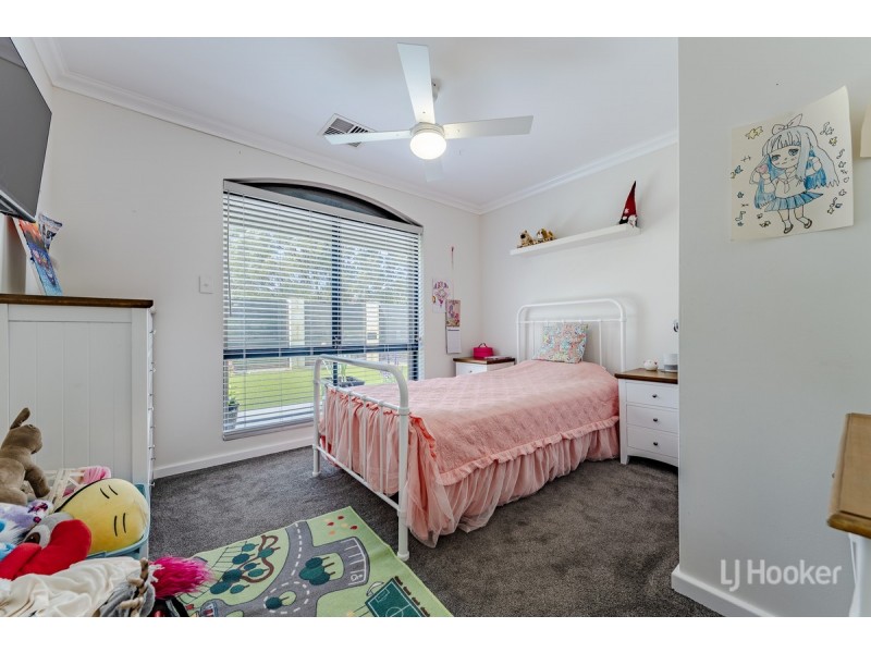 73 Bellavista Parade, Meadow Springs WA 6210