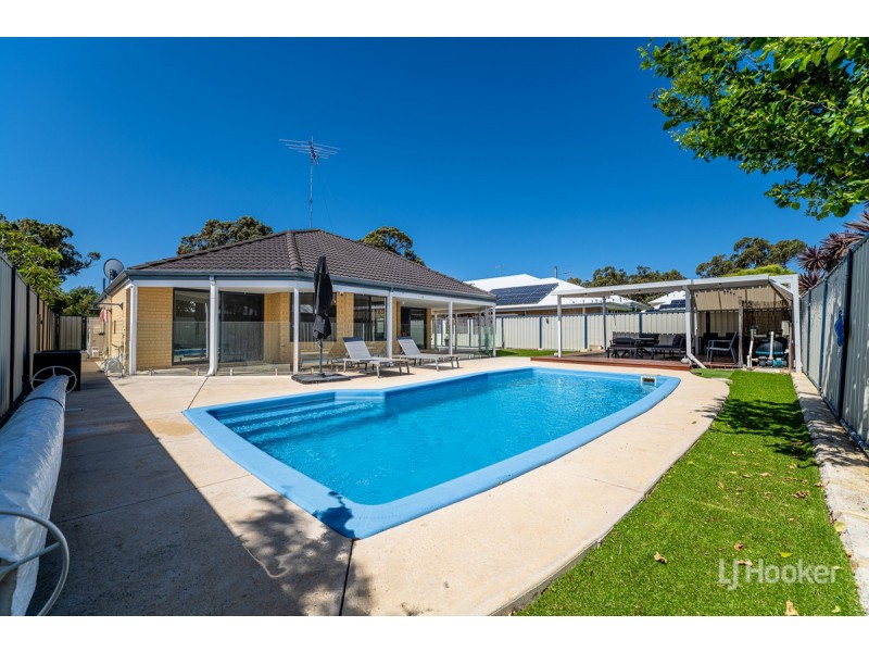 73 Bellavista Parade, Meadow Springs WA 6210