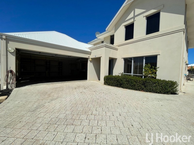 36 Leisure Way, Halls Head WA 6210