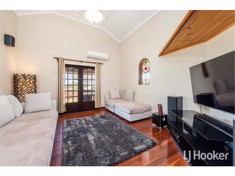 26 Corinna Street, Falcon WA 6210