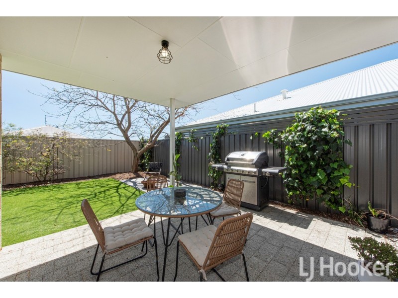 15 Jinatong Loop, Dawesville WA 6211