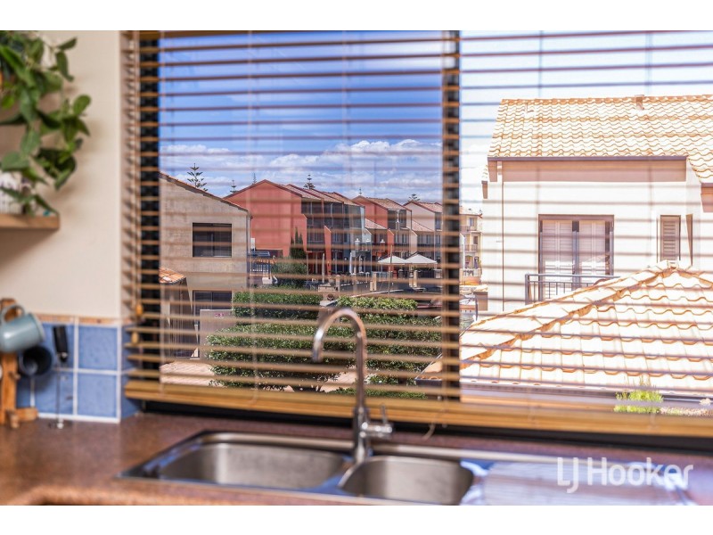 5/69 Westview Parade, Wannanup WA 6210