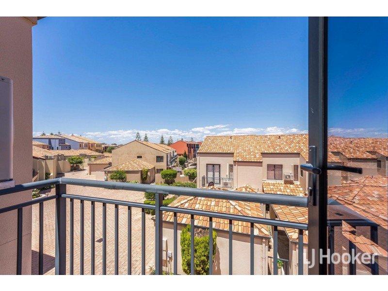 5/69 Westview Parade, Wannanup WA 6210