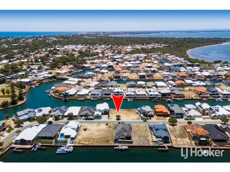 11 Sandpiper Island Retreat, Wannanup WA 6210