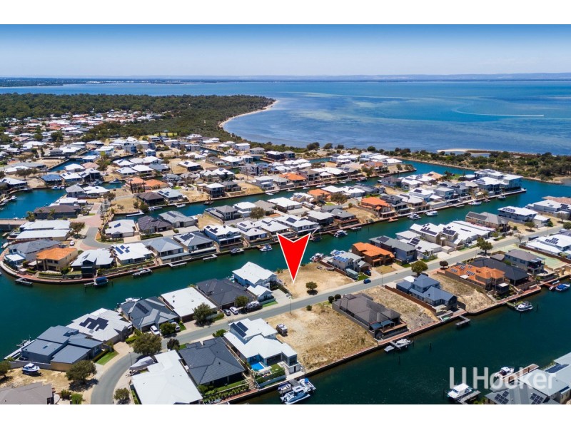 11 Sandpiper Island Retreat, Wannanup WA 6210